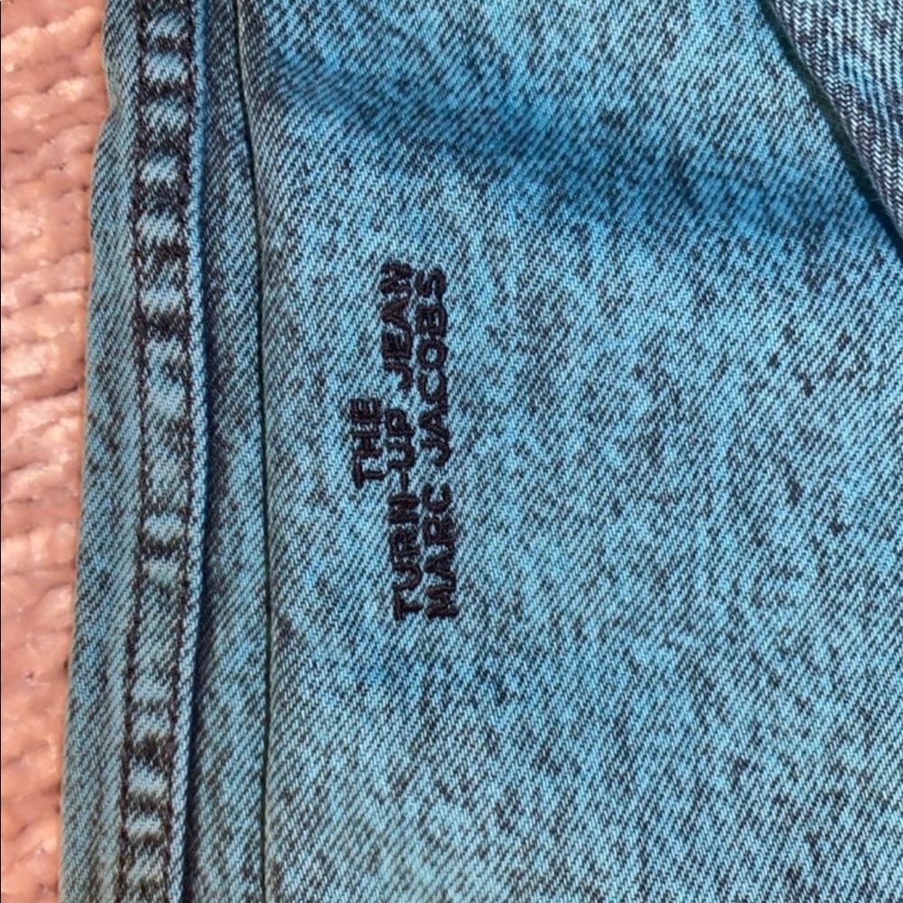 Marc Jacobs The Turn Up Jean - Picture 3 of 9